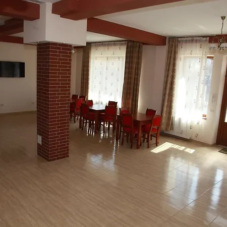 Vendégház A&t *